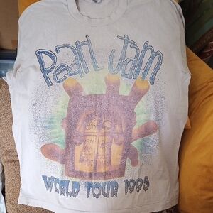 Pearl Jam World Tour Dingey White Graphic T-Shirt